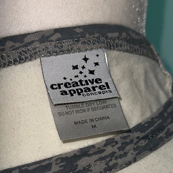 Tennessee Volunteers Women's Cream and Black Raglan Top size medium - Picture 3 of 3